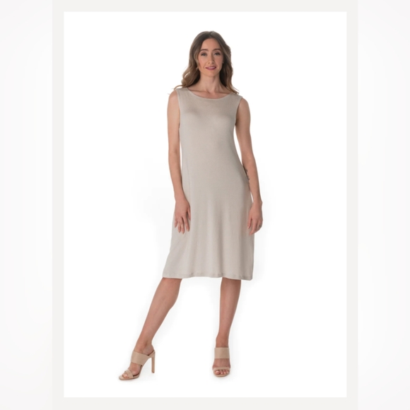 Lux Back2Front Tank Dress, Cream Reversible Canadian Summer Wedding mid-length - Picture 6 of 13